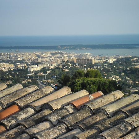 Mougins Village Holiday Lets Nizza Zimmer foto