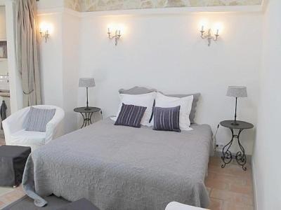 Mougins Village Holiday Lets Nizza Zimmer foto